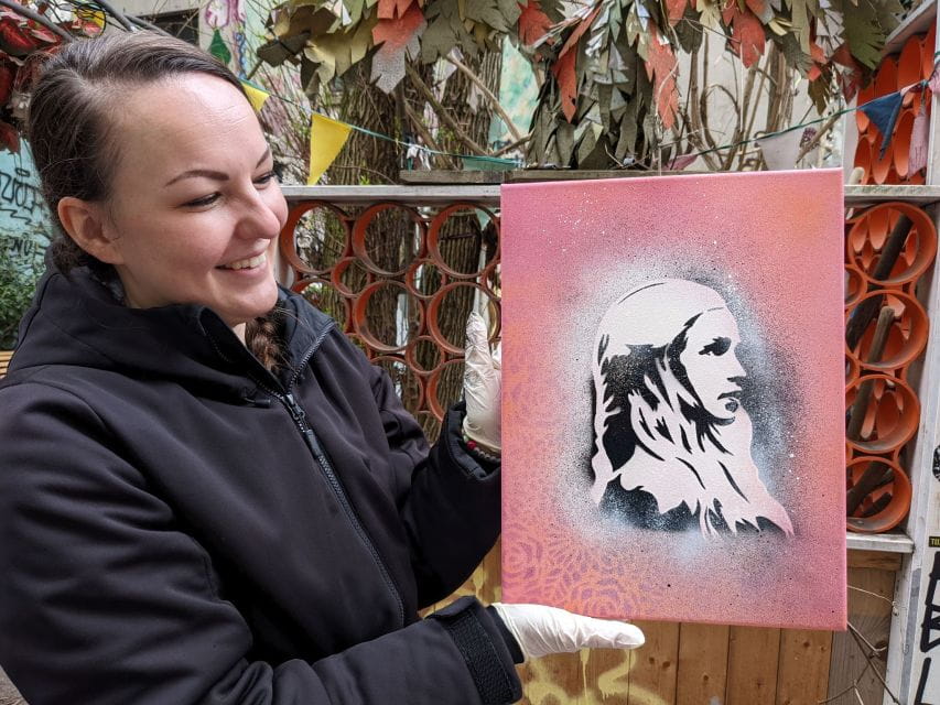 Hamburg: Private Street Art Tour and Graffiti Workshop - Meeting Point and Directions