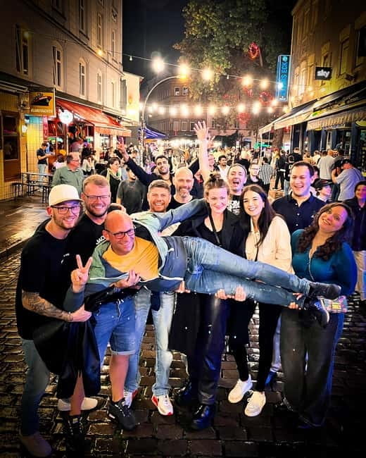 Hamburg: Pubcrawl & Nightlife Tour auf St.Pauli - Who Will Love This Tour?