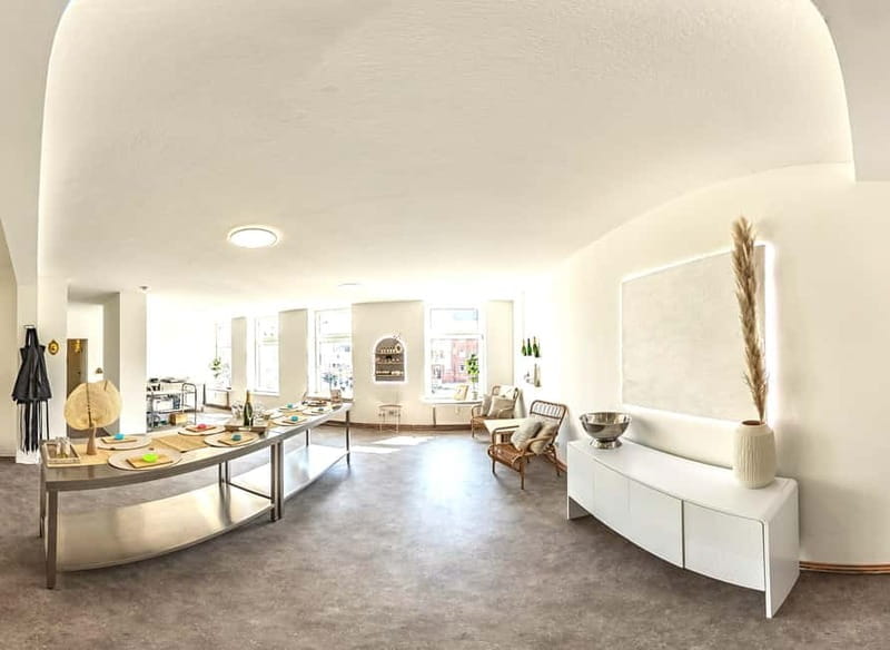 Hamburg: Soap art workshop with champagne - The Value and Unique Aspects of the Experience