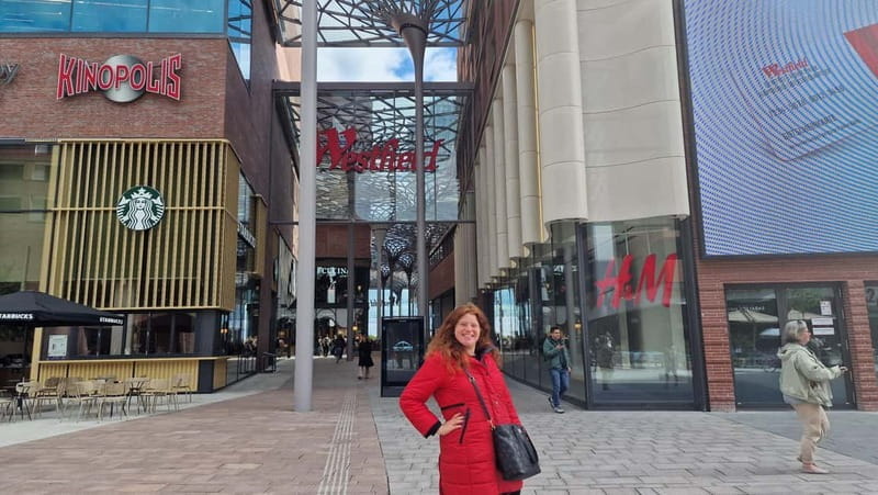 Hamburg: Speicherstadt, HafenCity + Elbphilharmonie Tour - Final Highlight: The Exterior of the Elbphilharmonie