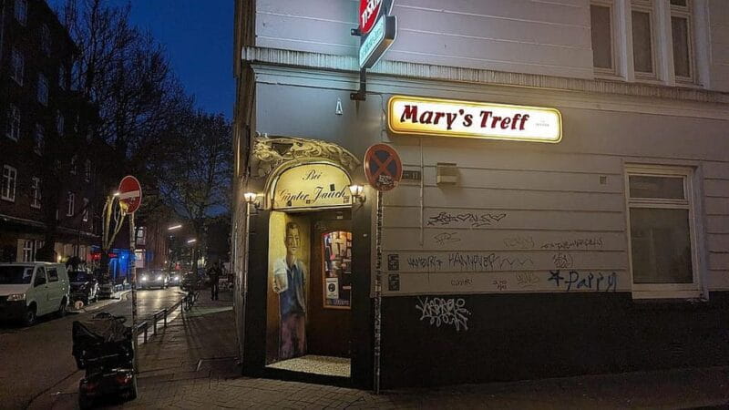 Hamburg - St. Pauli coffee klatch with ex dominatrix - perfect in rainy weather - Why This Experience Stands Out in Hamburg