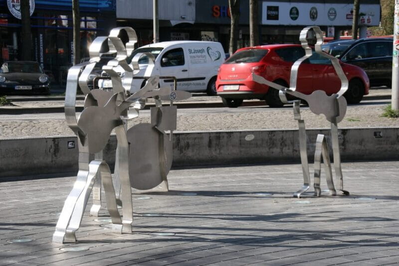 Hamburg: St. Pauli Walking Tour with Live Music - FAQ