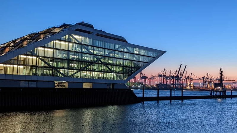 Hamburg Van Tour - Spring Special - Exploring Hamburg’s Springtime Delights in a Private Van