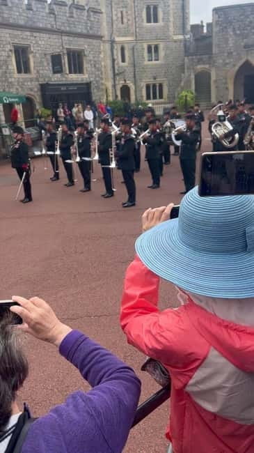 Hampton Court Palace and Windsor Castle Private Car Tour - A Closer Look at the Hampton Court Palace and Windsor Castle Private Car Tour