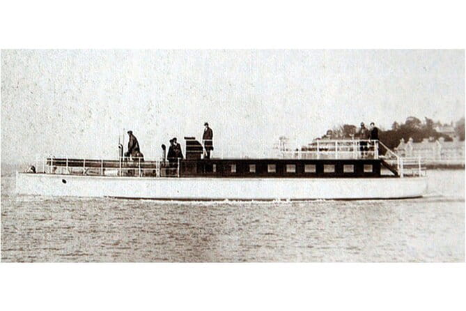 Hampton Court & Thames Riverboat Picnic - The Sum Up