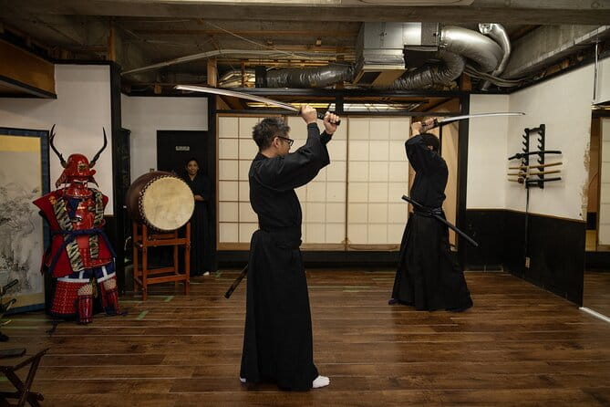 Hands-On Class to Learn Bushido & Zen Near Osakacastle With Photo - Professional Photoshoot