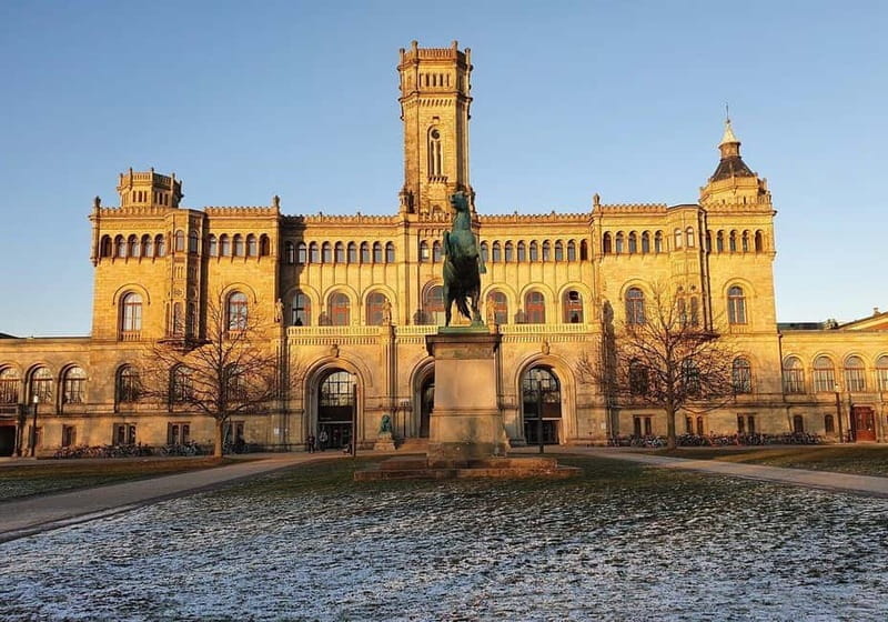 Hanover: Guided running/jogging tour with insider tip guarantee - What to Expect During the Run