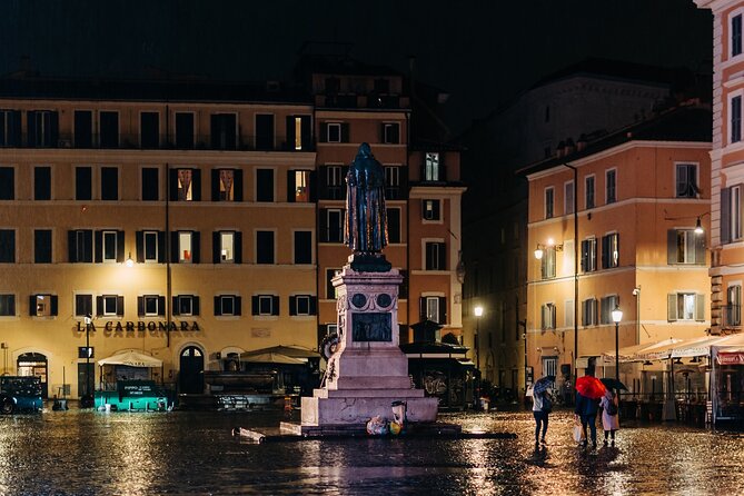 Haunted Rome Ghost Tour - The Original - Using Dowsing Rods to Search for Ghosts