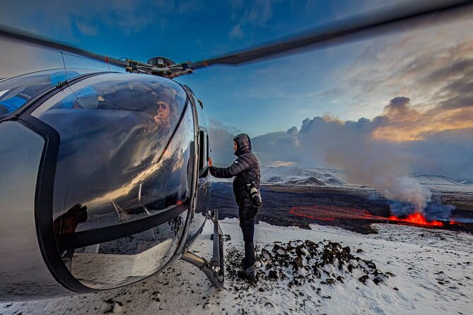 Helicopter Tour Over Icelands Reykjanes Volcano Eruption Site - Helicopter Tour Over Icelands Reykjanes Volcano Eruption Site – An In-Depth Look