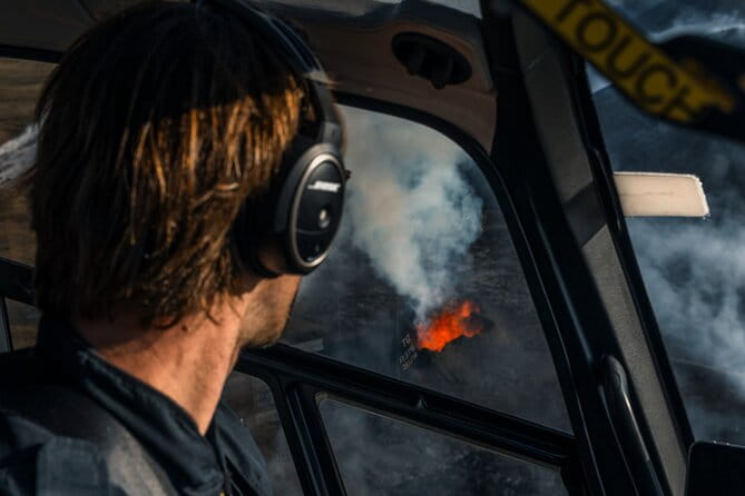 Helicopter Tour Over Icelands Reykjanes Volcano Eruption Site - Key Points