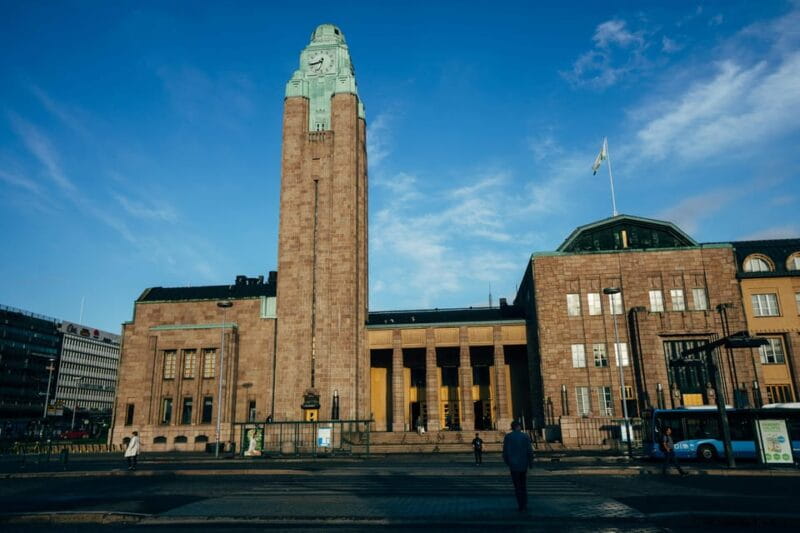 Helsinki: Architectural Highlights Guided Walking Tour - Key Points / Takeaways