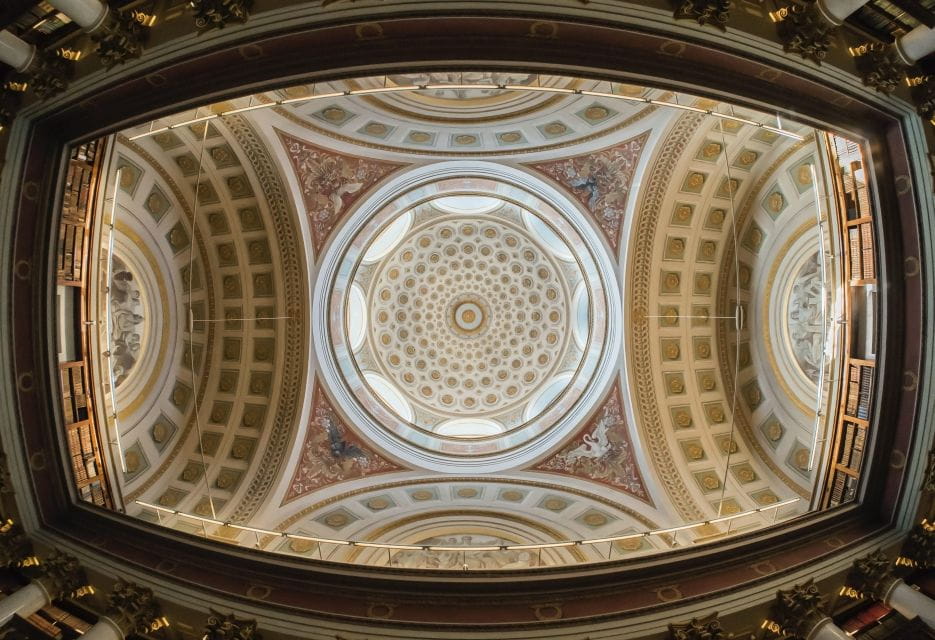 Helsinki: Architecture Walking Tour With Expert - Duration and Distance