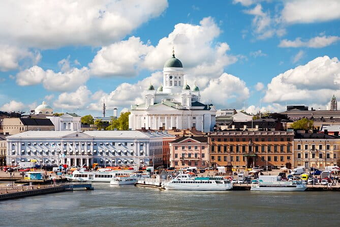 Helsinki Highlights Tour: the Top Sightseeing Spots - Uspenski Cathedral