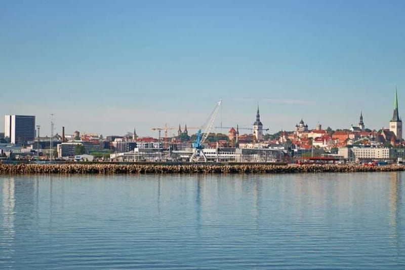 Helsinki: Must-See Attractions Guided Walking Tour - Market Delights and Local Flavors