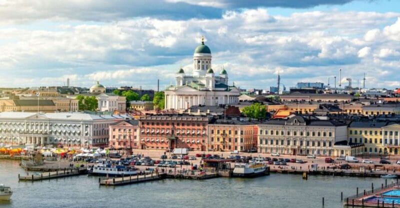 Helsinki: Private Walking Tour with a Local Guide - Exploring Helsinki through a Locals Eyes