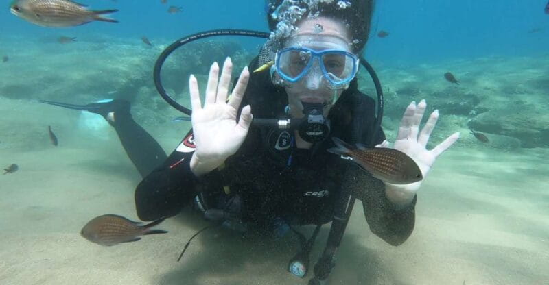 Heraklion: Beginner Scuba Diving Lesson with PADI Instructor - Entering the Underwater World