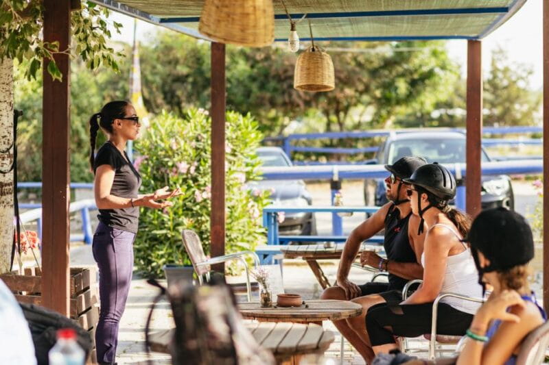 Heraklion: Finikia Horse Riding Tour with Lunch or Dinner - Who Should Consider This Experience?