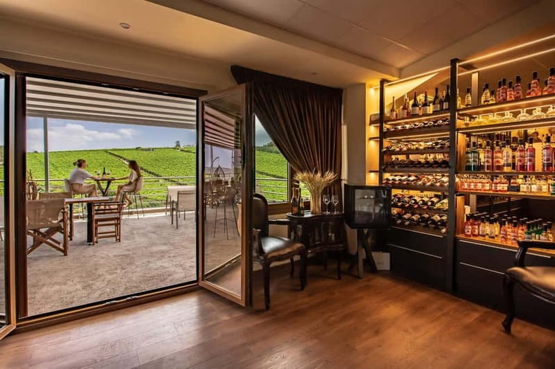 Heraklion: Wine, Olive Oil & Cheese Gastronomic Experience - Exploring Crete’s Flavors: A Private Heraklion Gastronomic Tour