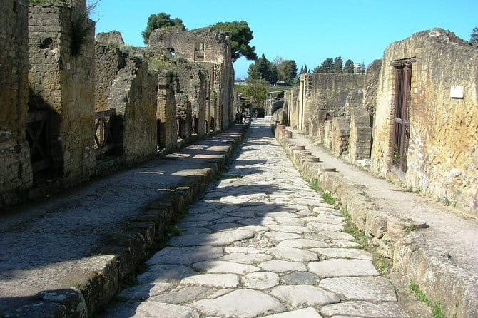 Herculaneum Ruins Private Half-Day Tour - H2: The Itinerary and What to Expect