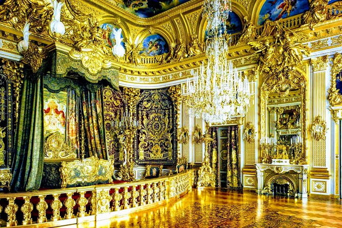 Herrenchiemsee Palace EXCLUSIVE Lake Chiemsee Tour with Salzburg or EAGLE'S NEST from Munich - Back on the Mainland: Scenic Gstadt and Ludwig’s Private Beach