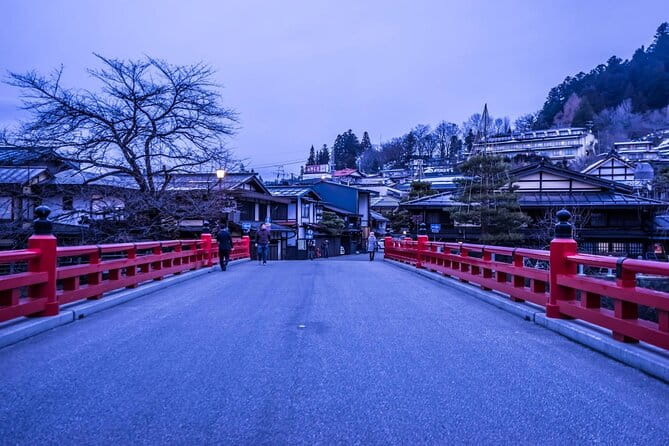 Hida Takayama Shirakawa-go Gassho Village Day Trip in Nagoya - Visiting Shirakawa-go Gassho Village