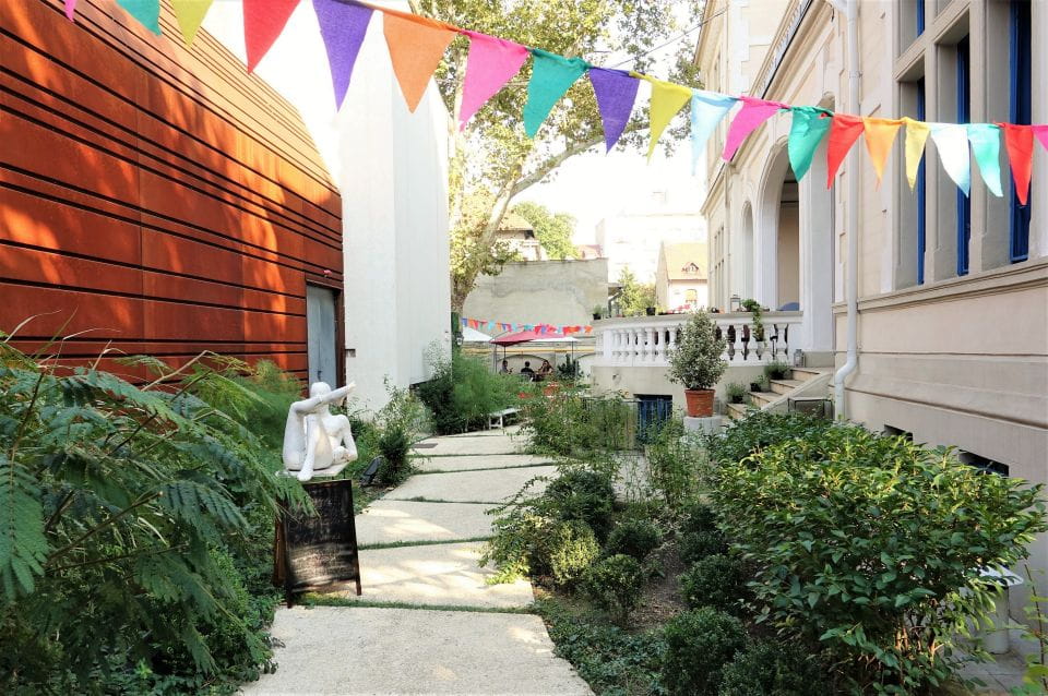 Hidden Bucharest | 3 Hours Private Walking Tour - Free Cancellation