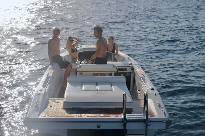 High-Performance Motor Sport Boat-Novurania (Fishing Option) - A Closer Look at the Novurania High-Performance Motor Sport Boat Experience