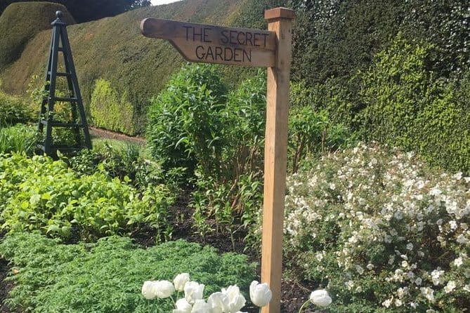 Highclere Castle Private Round Trip Transportation Service - Frequently Asked Questions