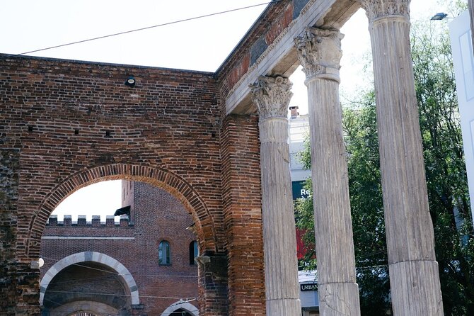 Highlights and Hidden Gems of Milan Bike Tour - Suitability and Accessibility