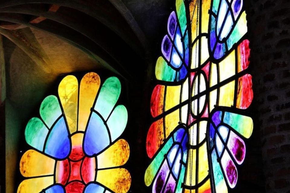 Highlights Guided Visit to the Crypt and the Colonia Güell - Pricing and Booking Details