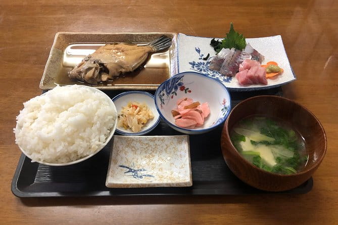 Hike Mt. Nokogiri, Breathing in One of the Best Scenic Views in Japan - Historical Landmarks Along the Trail