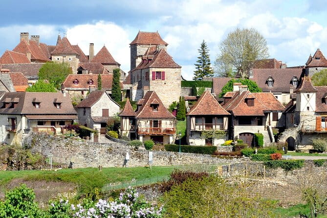 Hike to discover the most beautiful villages of France of the Dordogne valley : Loubressac and Autoire - A Detailed Look at the Experience