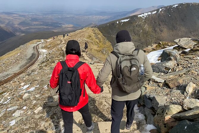 Hike to the Summit of Snowdon! - Group Size and Travelers