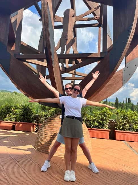 Hike with Lunch & Wine in da Vincis Land in Tuscany - Stepping into Leonardo’s World