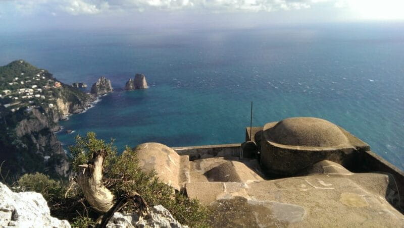 Hiking Anacapri:discover nature away from the crowds,ascent to MonteSolaro - The Trail to Valletta di Cetralla