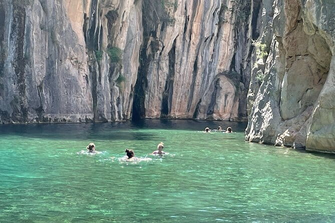 Hiking in Montanejos and swim in Thermal Springs - OFFICIAL GUIDE - Key Points/Takeaways