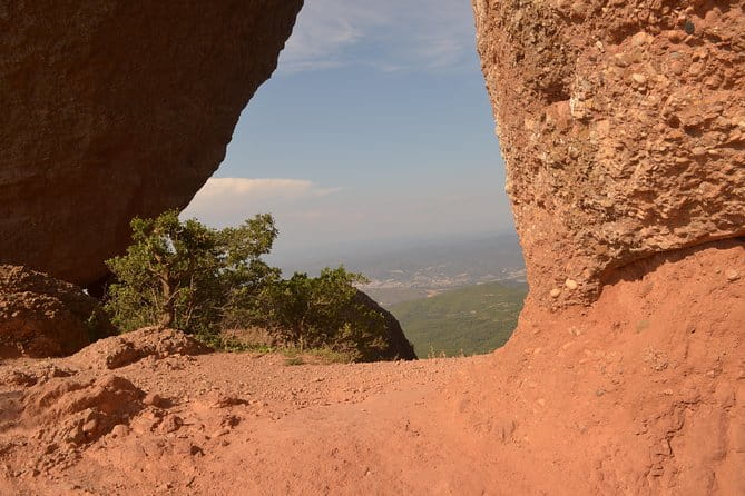 Hiking In Montserrat,near Barcelona - Key points / Takeaways