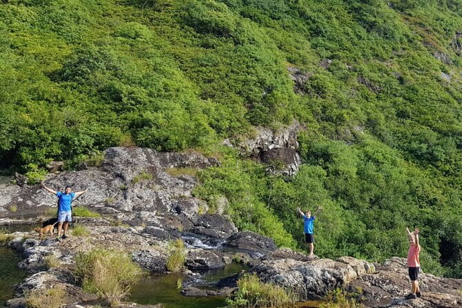 Hiking Trip Full-Day: the Magnificent 7 Waterfalls Sept Cascades Including Lunch - Refreshing Dips in Basins