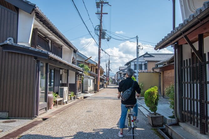 Hikone Bike Half-Day Tour Through a Castle Town Near Kyoto, Osaka - Key Attractions Along the Route