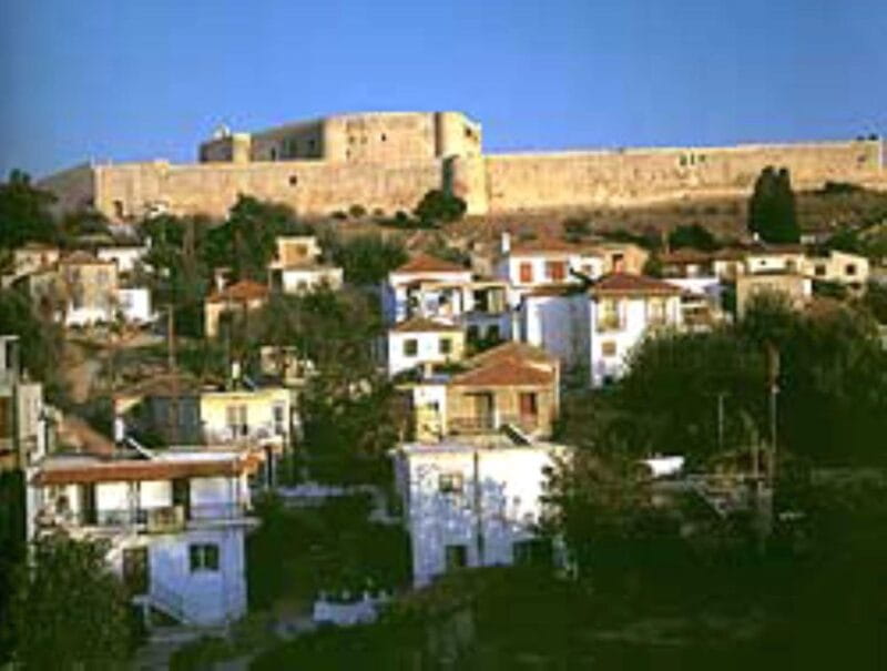 Hilarious walking adventure in the heart of Athens - Exploring Athens with a Laughter