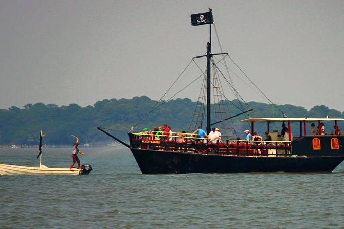Hilton Head Pirate Ship Adventure Sail Aboard the Black Dagger - Treasure Hunt