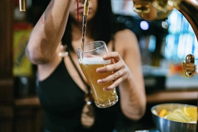 Hilversum: Ludwig's Private Pub Crawl with VIP Club Entry - Key Points / Takeaways