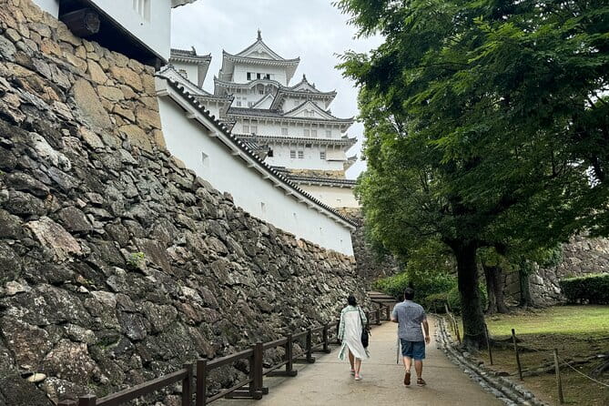 Himeji: Private Guided Tour of Himeji Castle and Engyoji Temple - Inclusions and Amenities
