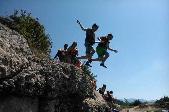 Hire of Kayak and Paddle Surf in La llosa del cavall - FAQ