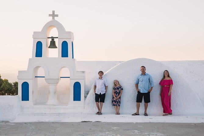 Hire Photographer, Professional Photo Shoot - Santorini - FAQs