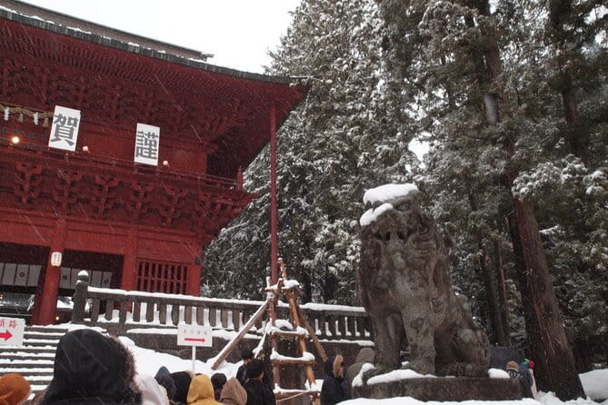 Hirosaki Temples and Shrines Historical Tour With Licensed Guide - Meeting Point and Tour Schedule