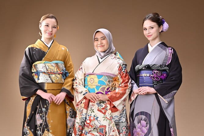 Hiroshima Kimono Rental and Photo Shoot - Location and Meeting Point