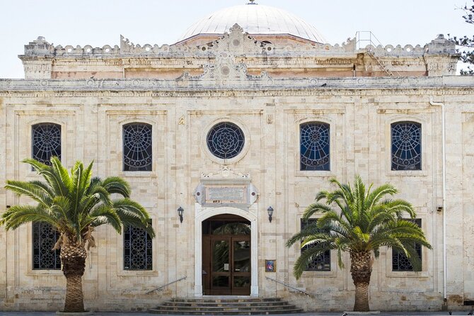 Historical Heraklion City Tour With Knossos Palace & Old Market - Location and Duration