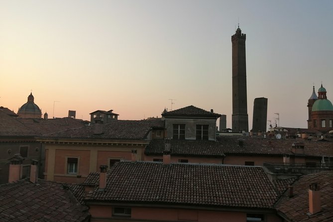 Historical Tour of Bologna - Booking and Cancellation Policy