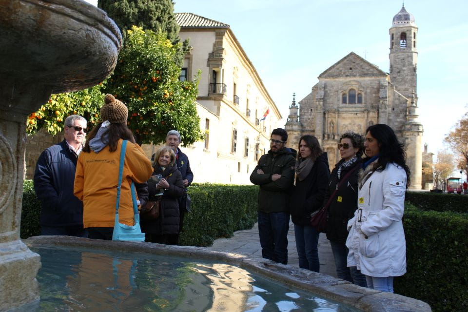 Historical Tour of Úbeda and Baeza With the Water Synagogue - Meeting Points